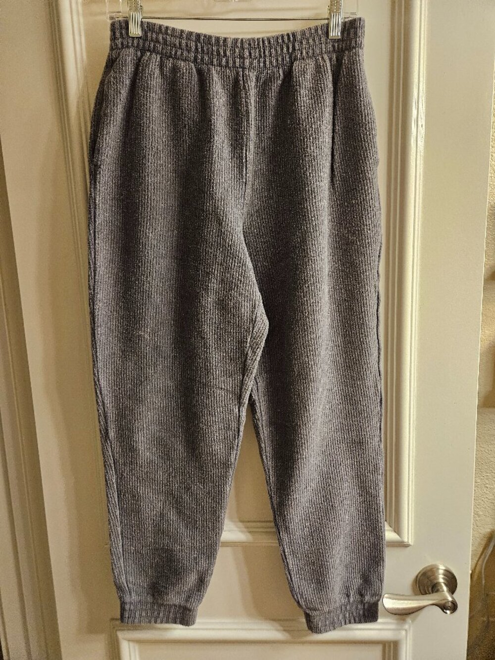 PINK Gray Waffle Knit Jogger Pants Size M